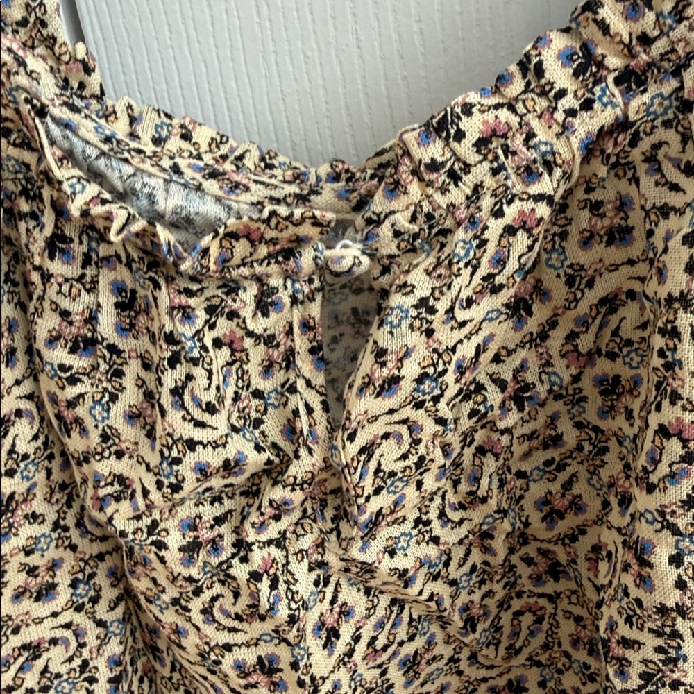 Leopard Print Ruffle Strap Top - Picture 4 of 6